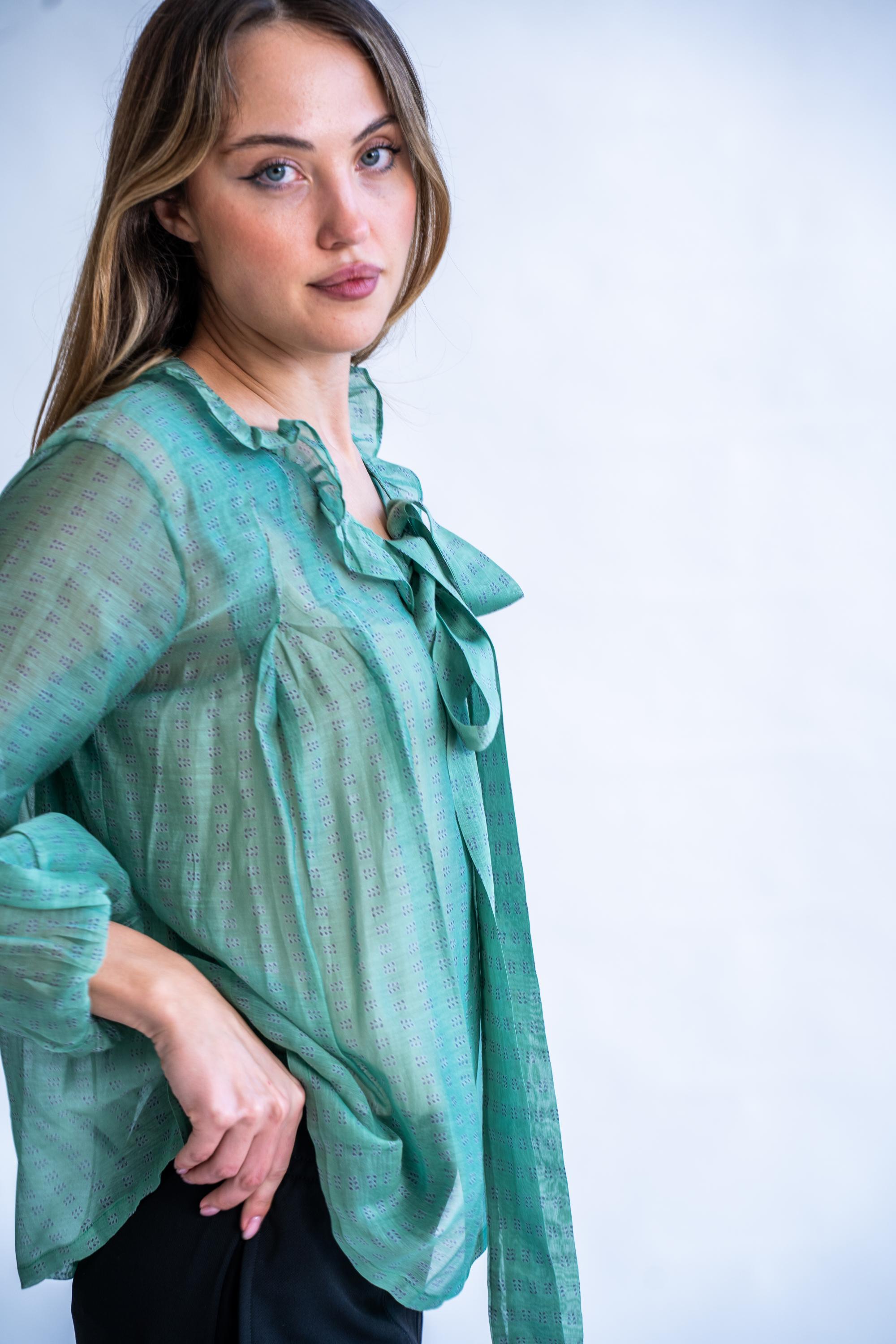 Verdant Ties - Blend of 100% Hand-Loom Cotton and Silk (Chanderi) Top